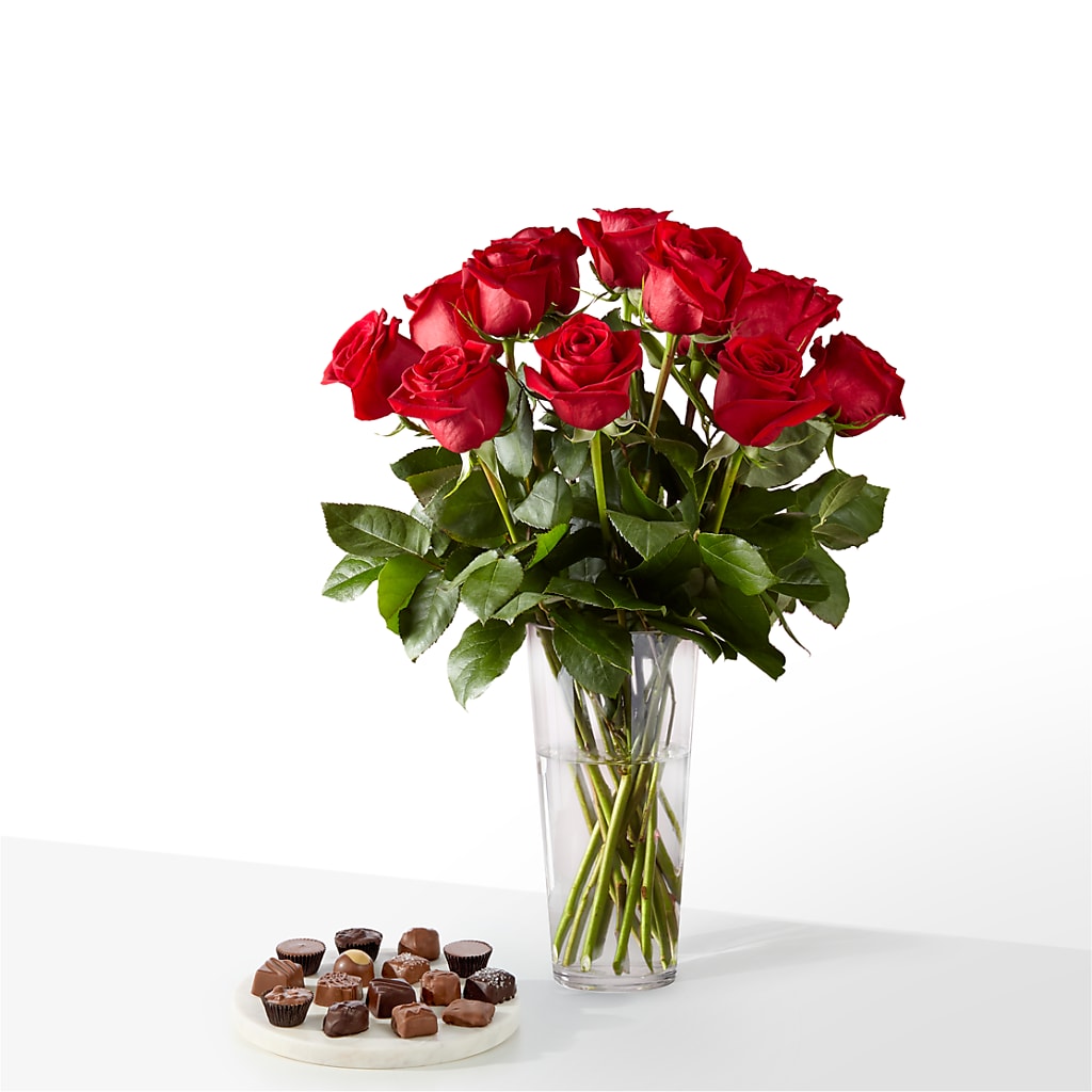 Romantic Long Stem Red Rose Bouquet Bundles – PAULINE'S BLOOMERS, Brunswick ME