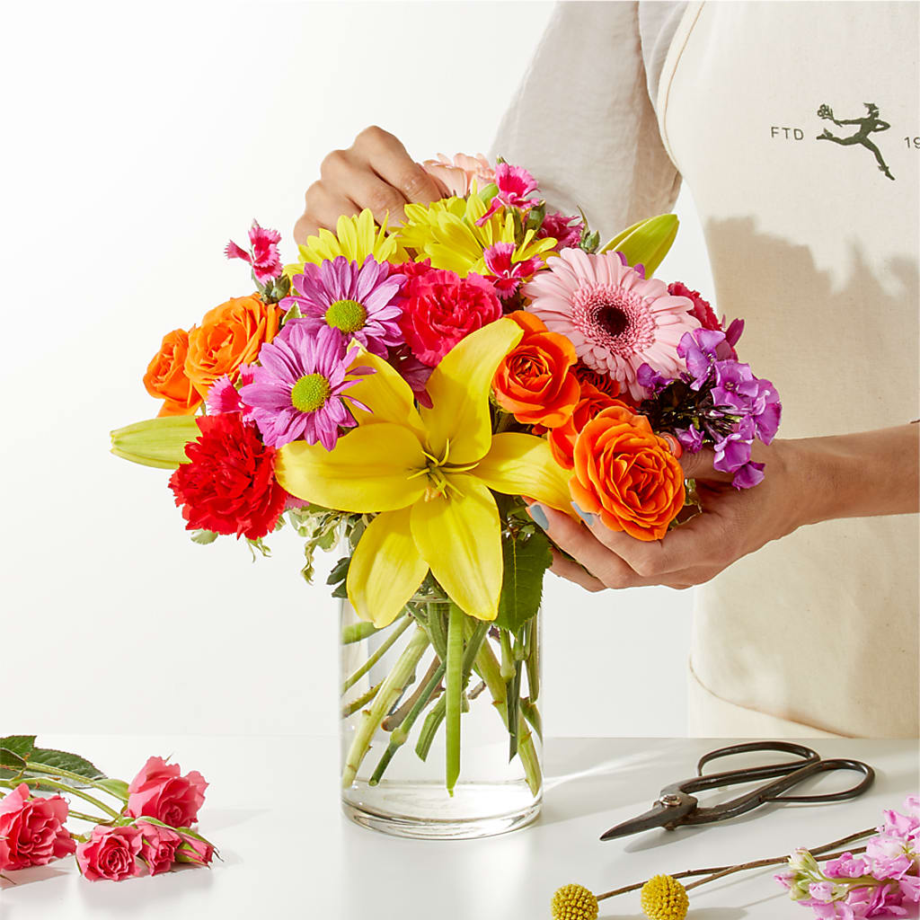 Cue the Confetti - A Florist Original – PAULINE'S BLOOMERS, Brunswick ME