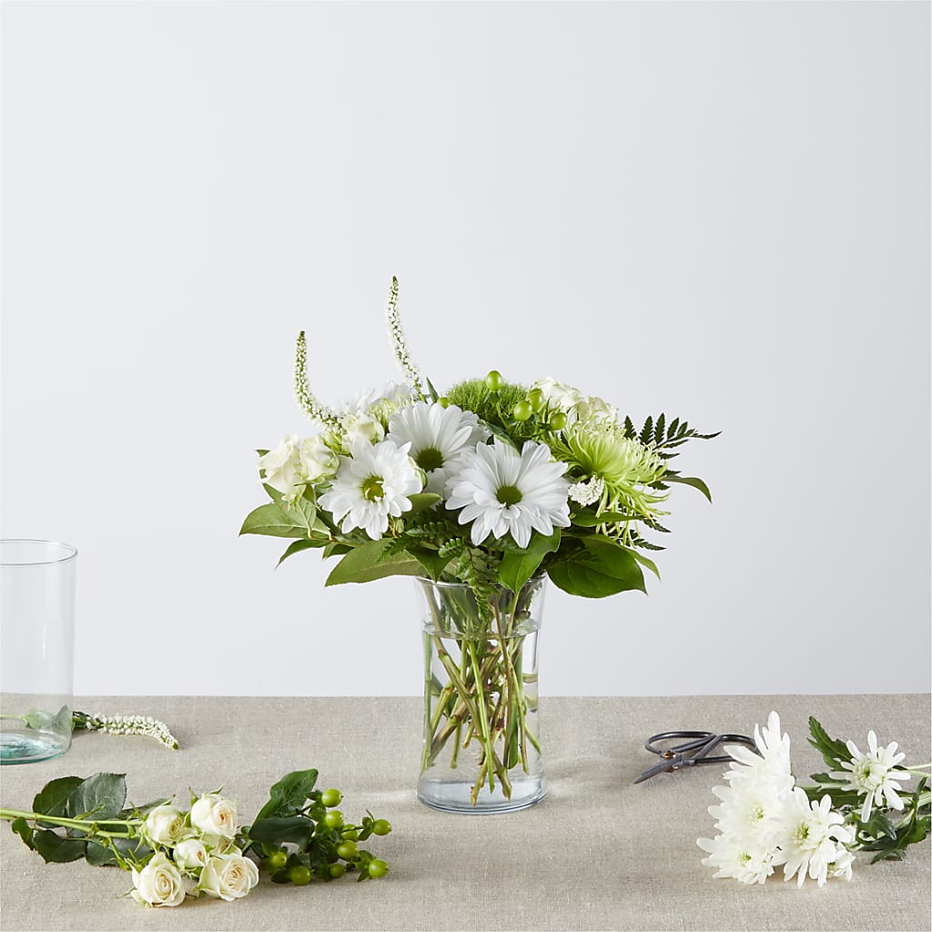 Irish Garden - A Florist Original – PAULINE'S BLOOMERS, Brunswick ME