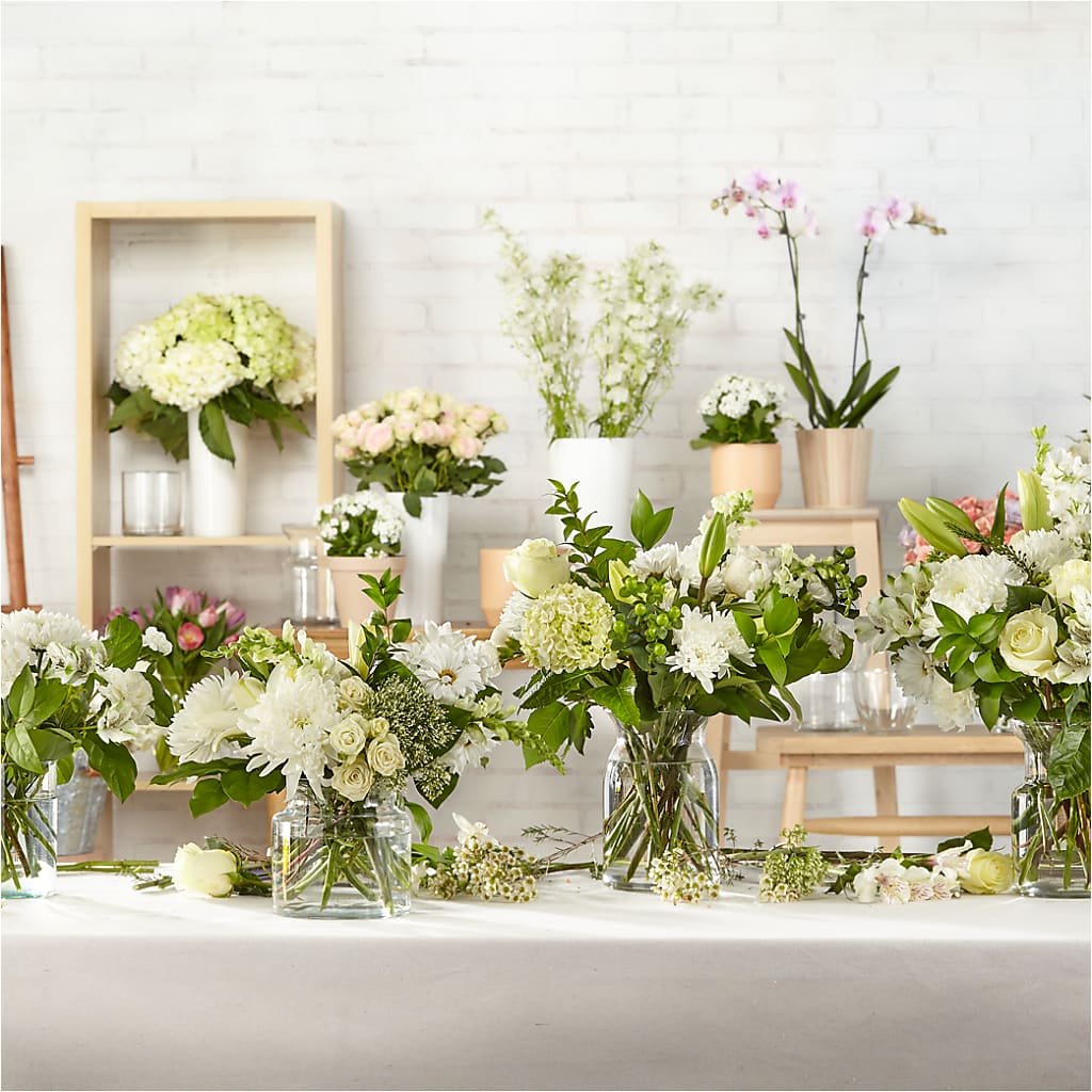 Classic Ivory – A Florist Original – PAULINE'S BLOOMERS, Brunswick ME