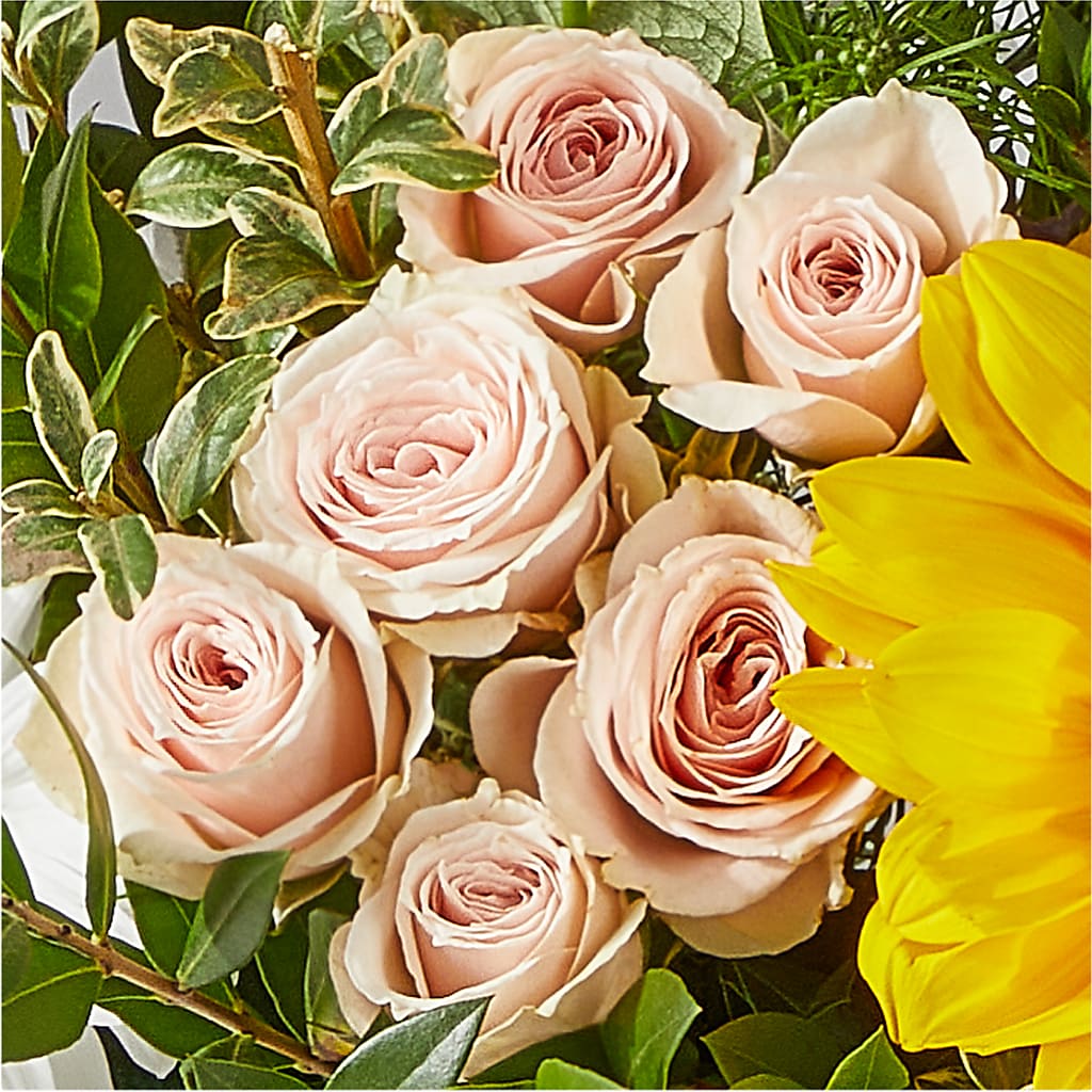 The Good Life Bouquet – PAULINE'S BLOOMERS, Brunswick ME
