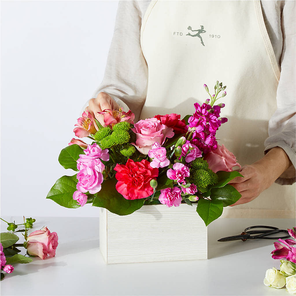 Sweetberry Box – A Florist Original – PAULINE'S BLOOMERS, Brunswick ME
