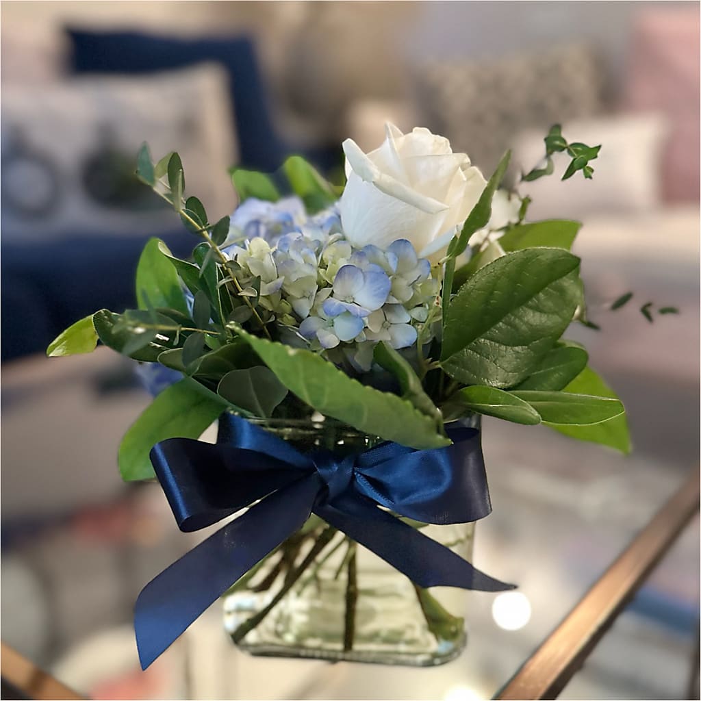 Sky Blue Delight Bouquet – PAULINE'S BLOOMERS, Brunswick ME
