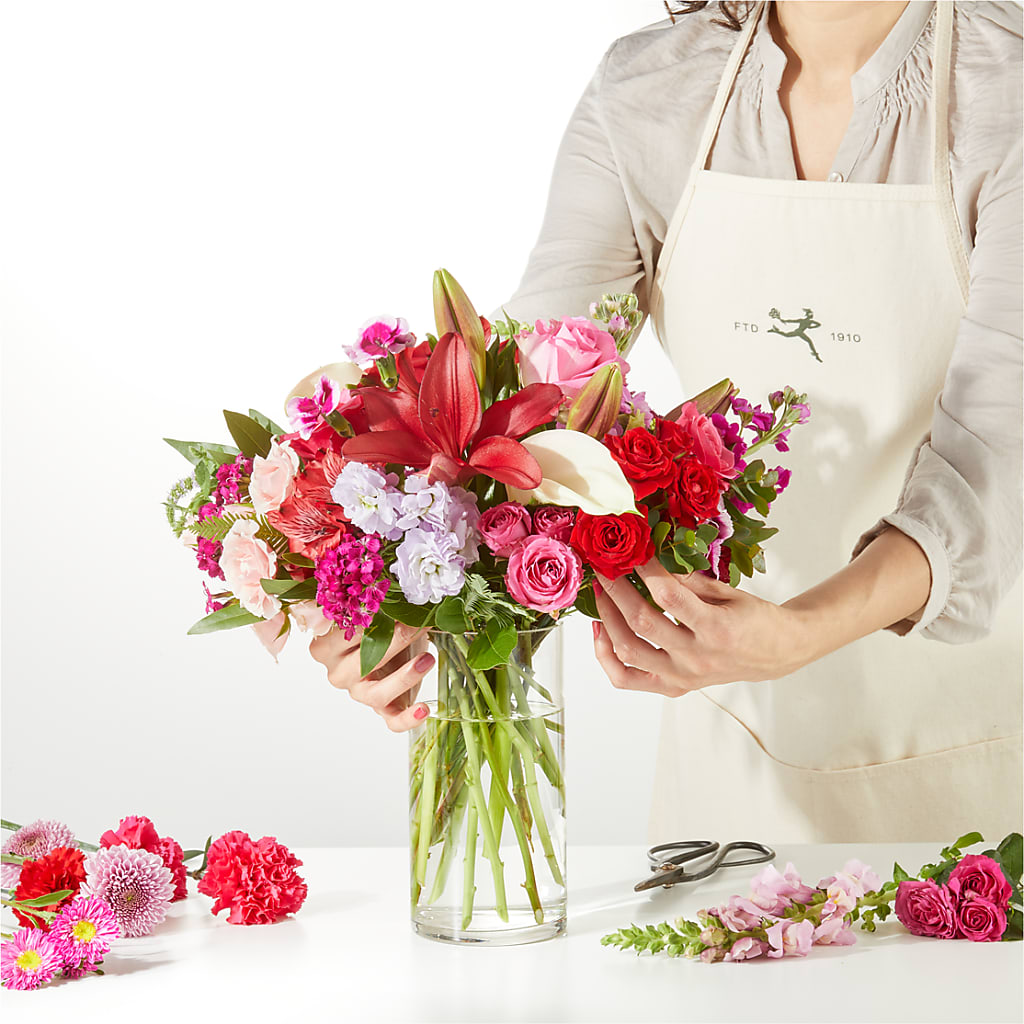 Swooning Over You - A Luxury Florist Original – PAULINE'S BLOOMERS, Brunswick ME