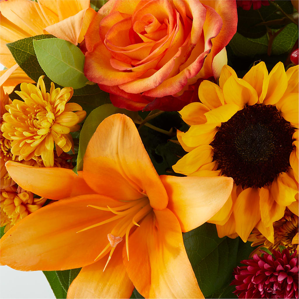 Grateful Centerpiece – PAULINE'S BLOOMERS, Brunswick ME