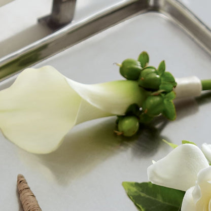 White Calla Boutonniere – PAULINE'S BLOOMERS, Brunswick ME