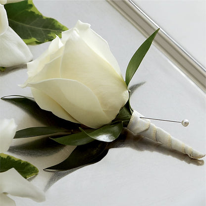 White Rose Boutonniere – PAULINE'S BLOOMERS, Brunswick ME